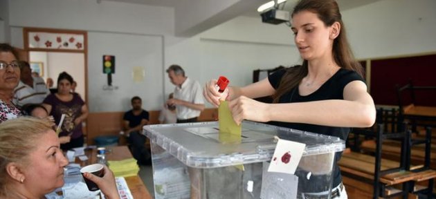 AGİT heyeti Türkiye'deki 1 Kasım seçim güvenliğini takip edecek