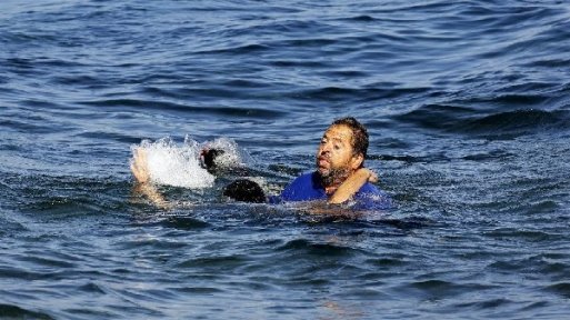 Ege Denizi’nde en az 13 sığınmacı daha yaşamını yitirdi