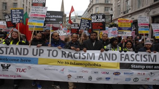 Londra'da on binler ırkçılık ve İslam karşıtlığına ‘hayır’ dedi