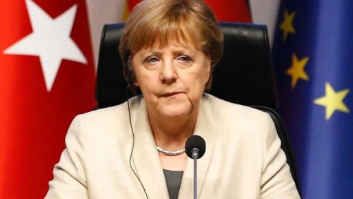 Merkel, Türkiye'ye gitmeden açıkladı: 'Kürt karşıtı gelişmelerden endişeliyim'