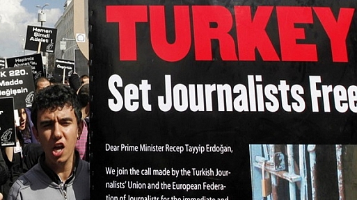 TAZ, Almanca-Türkçe çıkacak haberimiz önemli gazete ve sitelerde
