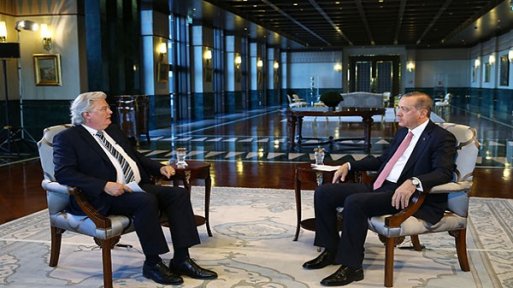 AB Komisyonu Başsözcüsü Erdoğan’ın suçlamalarını reddetti