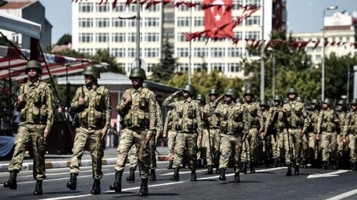 TSK'daki hızlı değişim ve ordunun siyasallaşacağı endişesi