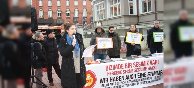 Almanya'da 'Herkese seçme ve seçilme hakkı' kampanyası