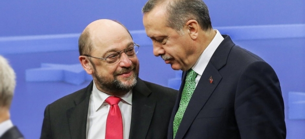 SPD Genel Başkanı Martin Schulz: Erdoğan küstahlık yapıyor
