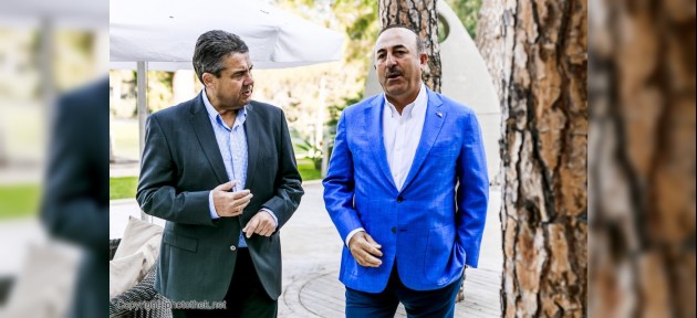 Dışişleri Bakanı Çavuşoğlu, Sigmar Gabriel ile görüştü