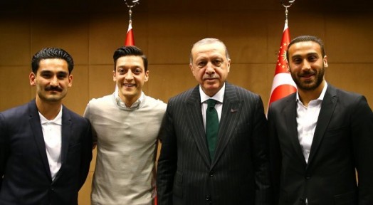 İlkay Gündoğan: Futbol politikamız değil, hayatımızdır