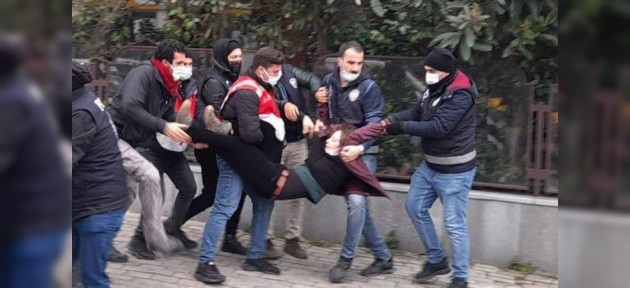 Boğaziçi Üniversitesinde 159 kişi gözaltına alındı