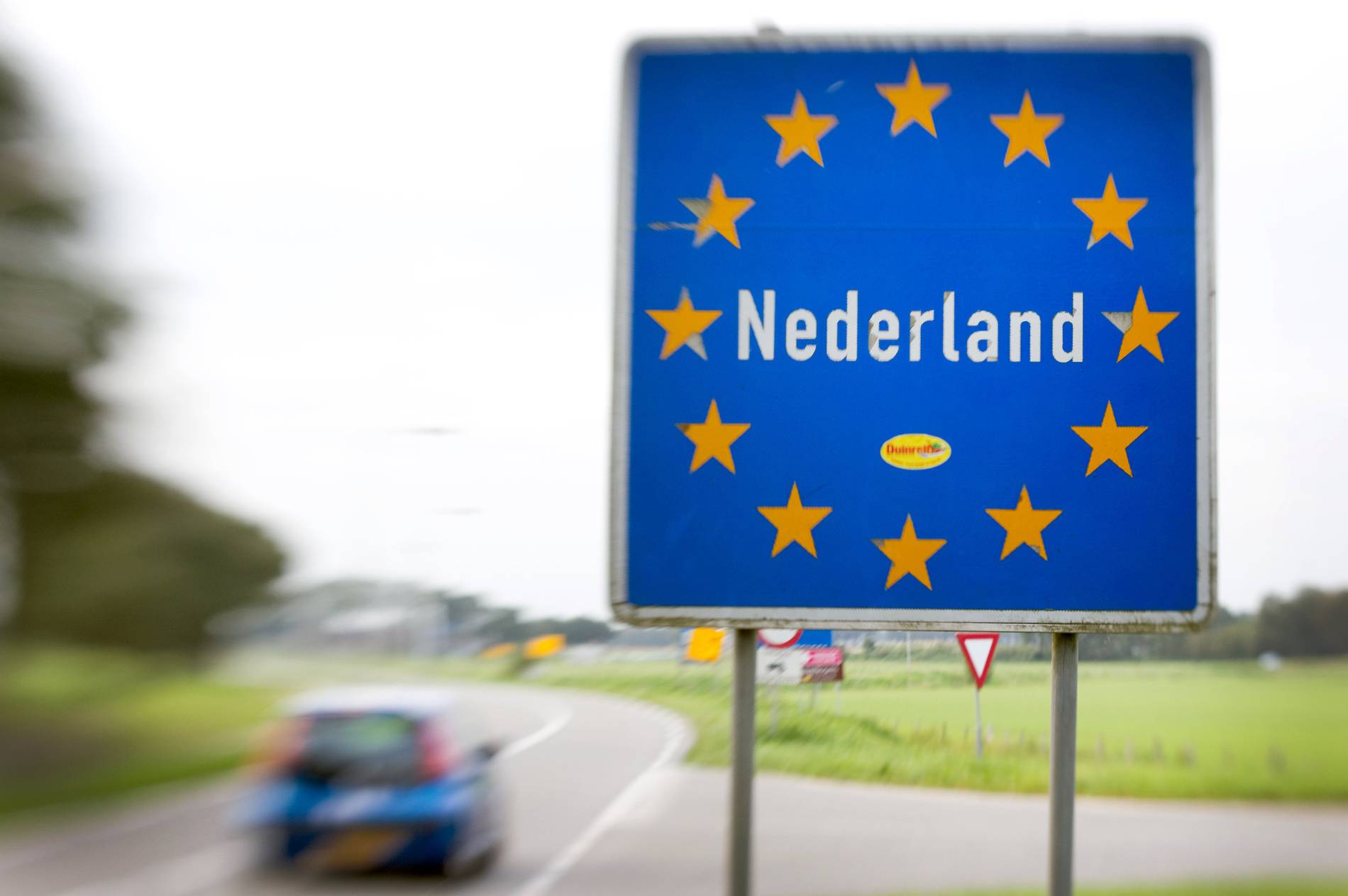 Hollanda'dan AB ülkeleri için yeni seyahat kuralları