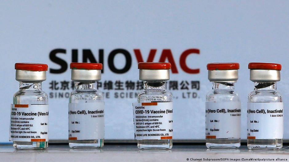 Berlin: Sinovac aşısı olanlara seyahat kısıtlaması hukuki