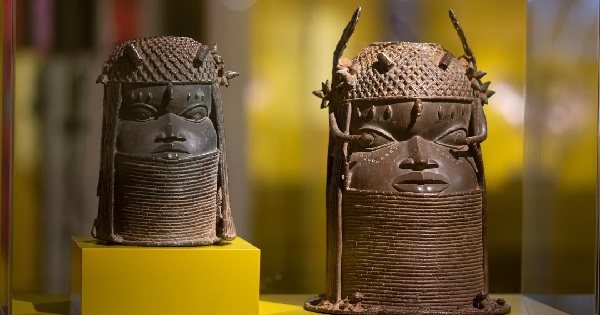 Hamburg: Çalıntı tarihi eserler Nijerya'ya iade edilecek