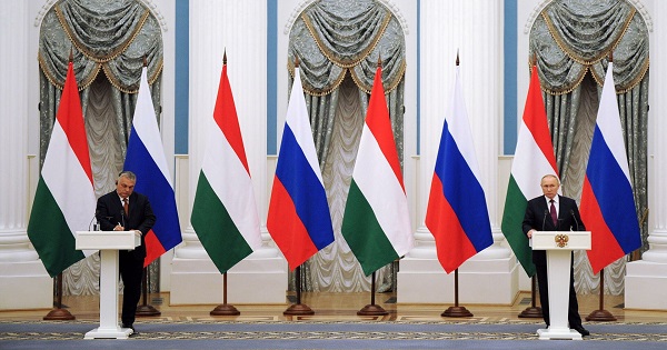 "Orban’ın Moskova ziyaretinin amacı AB'yi bölmek"