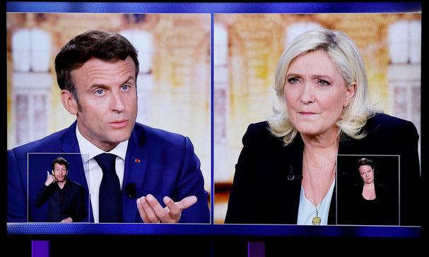 Macron ve Le Pen canlı yayında karşı karşıya geldi
