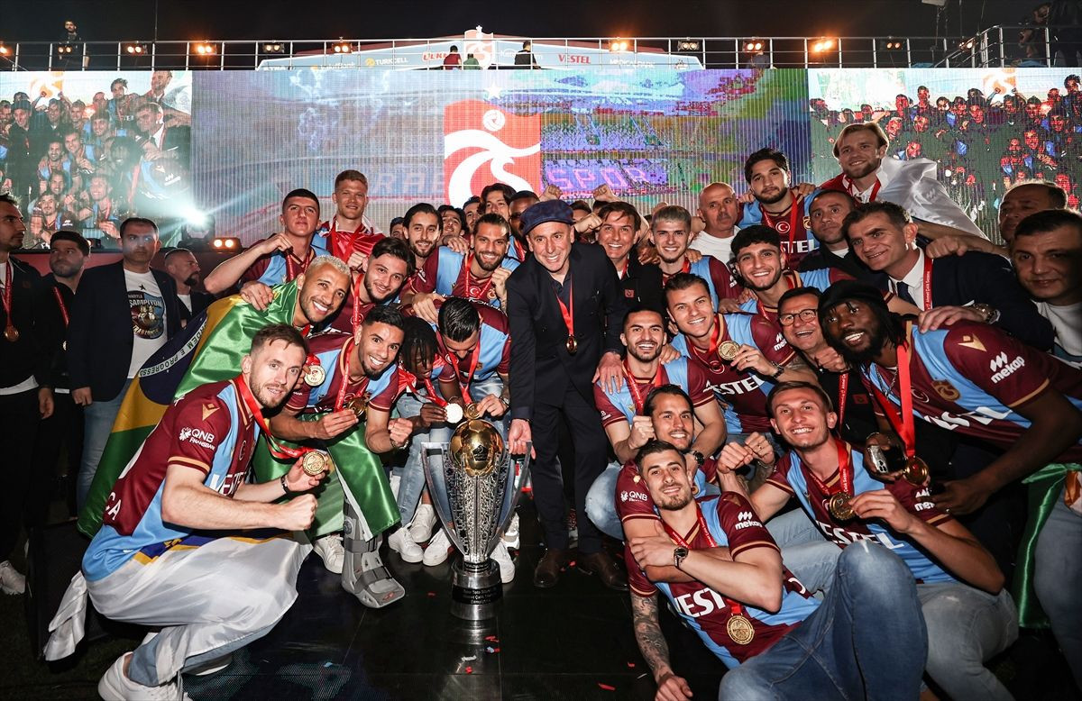 New York Times Trabzonspor’un şampiyonluğunu yazdı