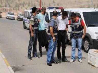 Şanlıurfa'da Dolandırıcılık Operasyonu: 4 Gözaltı