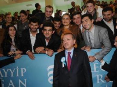 Erdoğan; İmam Hatip Mezunları Türkiye’yi Yeni Baştan İnşa Ediyor