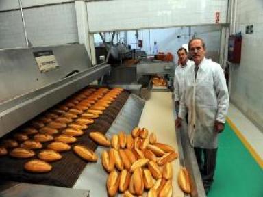 Bursa Belediye Ekmek Fabrikası, Günde 440 Bin Ekmek Üretiyor