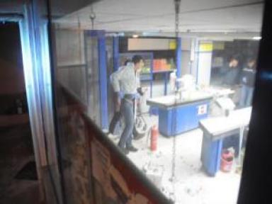 Edirne'de Markete Molotoflu Saldırı